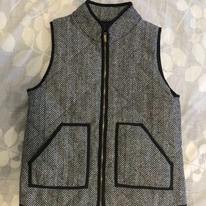 Merokeety White and Black Vest